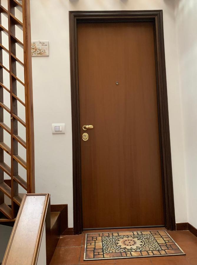 Daisy House: Nice Attic In The Historical Center Salò Zewnętrze zdjęcie
